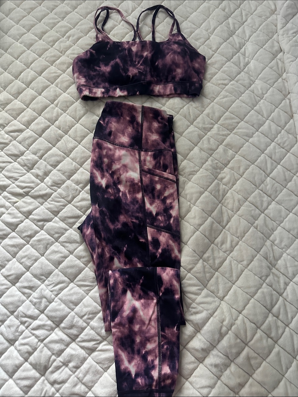 GAIAM Women's Tie-Dye Purple & Black Strappy Active Tank